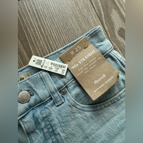 Madewell 90s Straight Jean Full Length - Picture 4 of 5